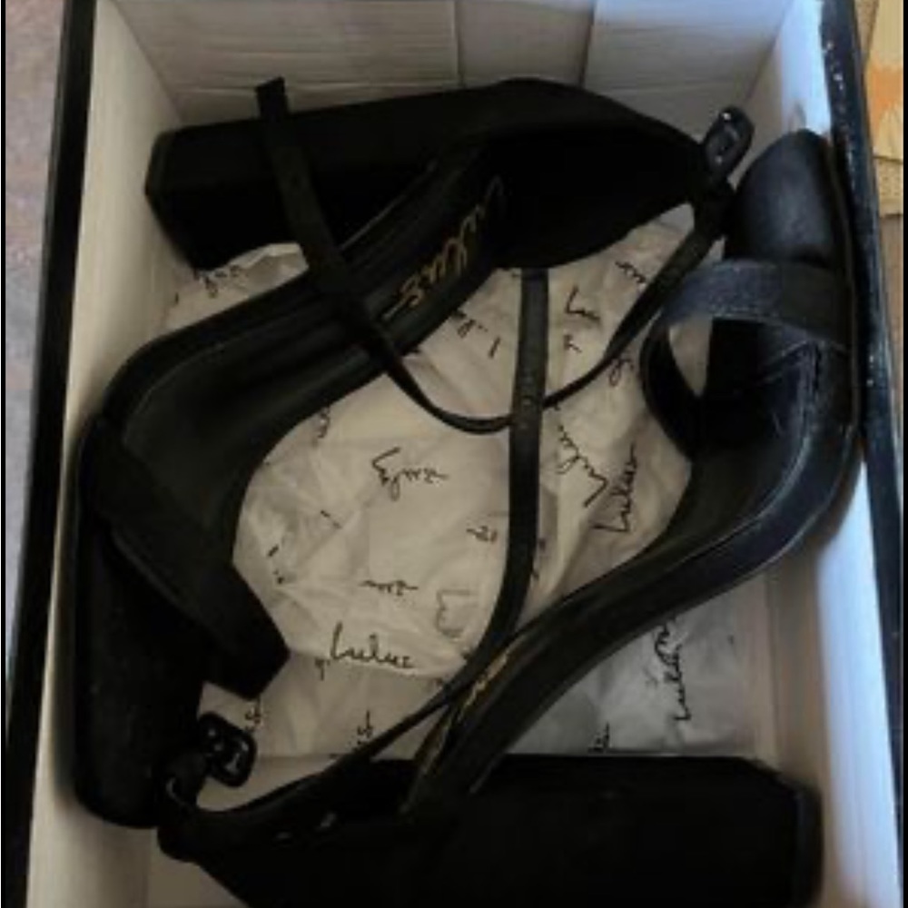 Lulus Black Suede Heels